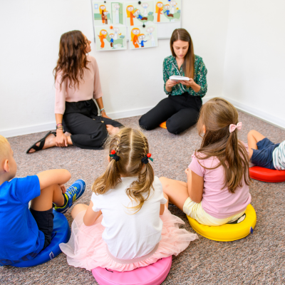 play therapy and group therapy